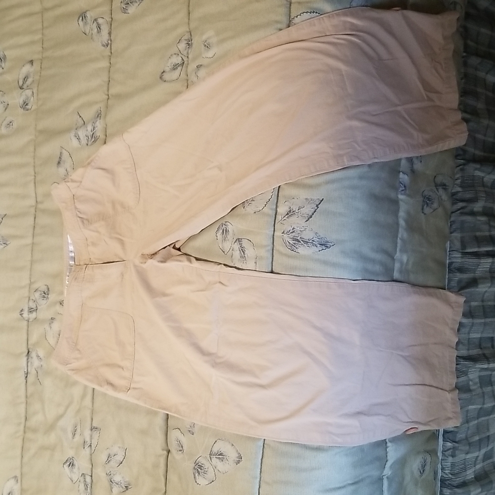 Straight leg khaki capris